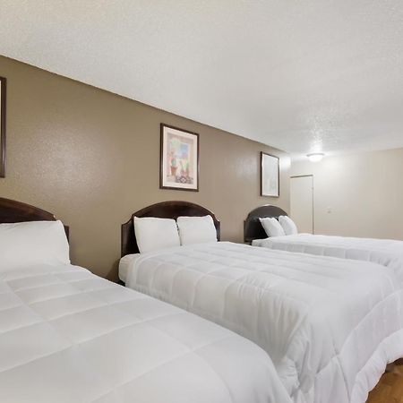 Americas Best Value Inn Woodward At 8Th St Kültér fotó