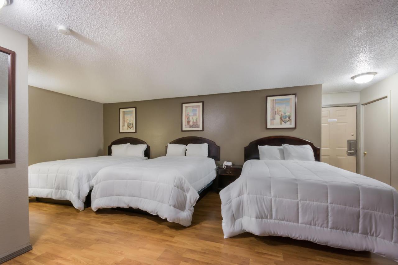 Americas Best Value Inn Woodward At 8Th St Kültér fotó