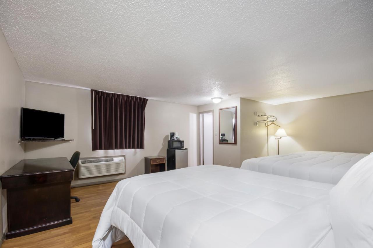 Americas Best Value Inn Woodward At 8Th St Kültér fotó