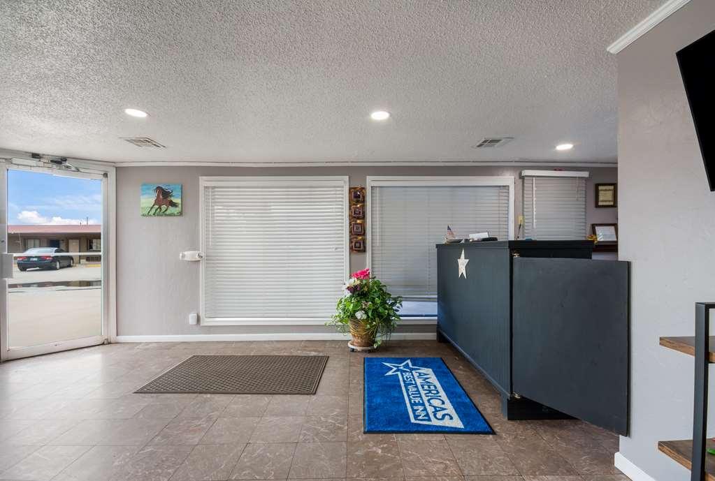 Americas Best Value Inn Woodward At 8Th St Beltér fotó