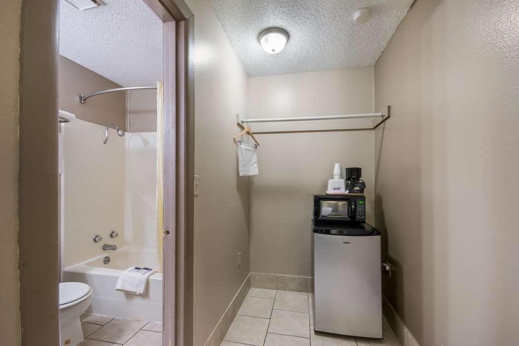 Americas Best Value Inn Woodward At 8Th St Szoba fotó